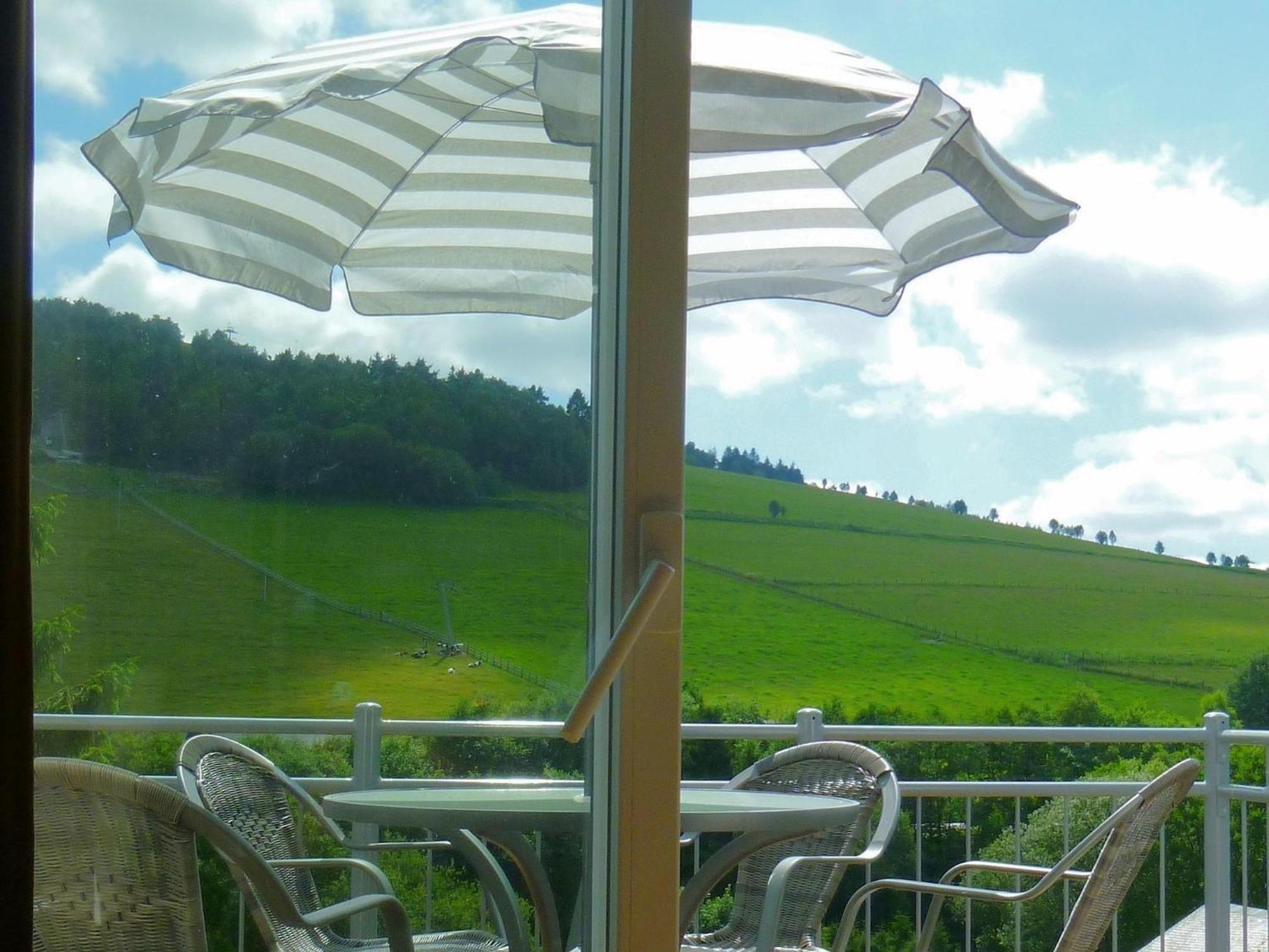 Modern Apartment In Willingen Near Ski Lift Exteriör bild